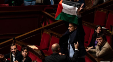 France: Un député sanctionné pour avoir brandi le drapeau palestinien