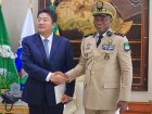 Le Président de la République reçoit l'Ambassadeur de Chine au Gabon