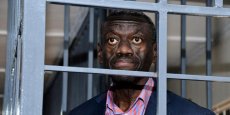 En Ouganda, l’opposant Kizza Besigye accusé d’atteinte à la sécurité nationale