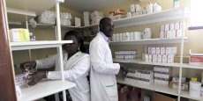 Au Kenya, les multiples bienfaits de la fabrication de médicaments