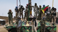 À Tinzaouatène, les rebellions du Niger et du Mali se réunissent pour renforcer leurs relations