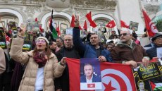 Manifestation contre le pouvoir au 14e anniversaire de la Révolution tunisienne