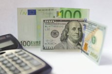 Évolution des devises en Algérie : combien valent 100 € en Banque et au marché noir ce 19 janvier ?